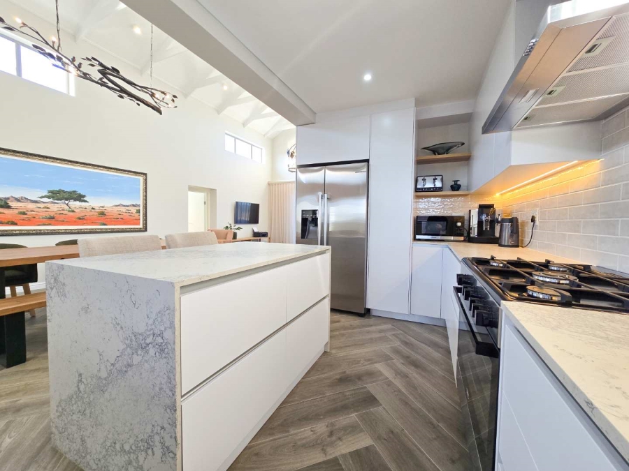 2 Bedroom Property for Sale in Stilbaai Wes Western Cape